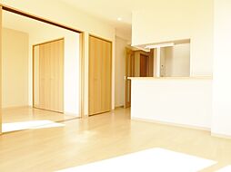 ソレアードＬ・Ｔ 103 1階2LDKのリビング/ダイニング