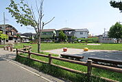 江川第2公園まで120ｍ