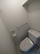 清潔感のあるトイレスペースです♪