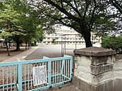 所沢市立美原小学校まで700m