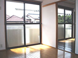 ヴェルドミール 203 2階3DKのリビング/ダイニング