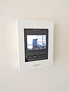 ★モニター付きインターホンで室内にいながら来客対応が出来ます♪★