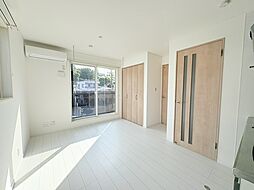 ラグライフ向山 201 2階ワンルームのリビング/ダイニング