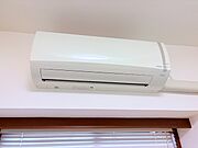 ★洋室5.4帖のエアコン★