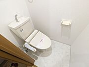 ★★トイレは嬉しい洗浄機能付き便座です♪★★