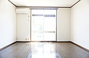 洋室8帖