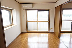 ユーミーハイピースII 202 2階3DKのリビング/ダイニング