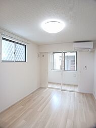 JR東北本線 福島駅 バス15分 葉ノ木立下車 徒歩7分の賃貸アパート 1階1Kのリビング/ダイニング