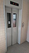エレベーター