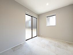 伊予鉄道横河原線 松山市駅 バス27分 大新田下車 徒歩6分の賃貸アパート 1階2LDKのリビング/ダイニング