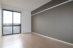 伊予鉄道横河原線 久米駅 徒歩2分の賃貸アパート 2階2DKのリビング/ダイニング