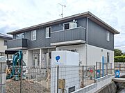 建築中