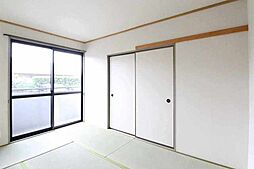 伊予鉄道横河原線 鷹ノ子駅 徒歩5分の賃貸アパート 1階3DKのリビング/ダイニング