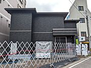 建築中