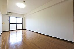 伊予鉄道市駅線 勝山町駅 徒歩9分の賃貸マンション 5階1Kのリビング/ダイニング