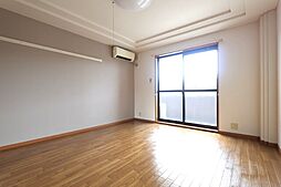 プレッソリーバＹ 203 2階1Kのリビング/ダイニング