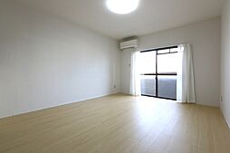 伊予鉄道市駅線 勝山町駅 徒歩10分の賃貸マンション 2階ワンルームのリビング/ダイニング