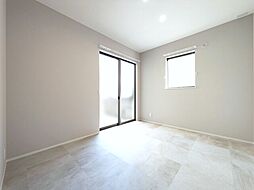 ＥＡＲＬ’Ｓ　ＣＯＵＲＴ西垣生 107 1階2LDKのリビング/ダイニング