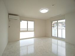 伊予鉄道環状線(JR松山駅経由) 木屋町駅 徒歩3分の賃貸アパート 3階1LDKのリビング/ダイニング