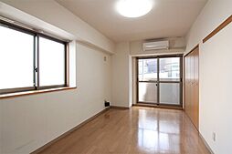 伊予鉄道市駅線 勝山町駅 徒歩8分の賃貸マンション 3階1Kのリビング/ダイニング