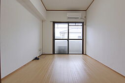 JR予讃線 伊予北条駅 徒歩7分の賃貸マンション 2階1DKのリビング/ダイニング