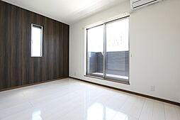 ＬＵＭＩＥＬＥ和泉 101 1階1Kのリビング/ダイニング