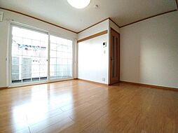 伊予鉄道横河原線 北久米駅 徒歩21分の賃貸アパート 1階ワンルームのリビング/ダイニング