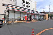 コンビニ