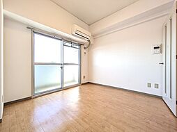 伊予鉄道高浜線 三津駅 徒歩3分の賃貸マンション 7階1Kのリビング/ダイニング