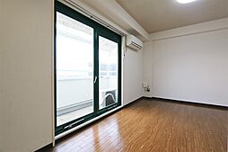 サンプラザ・ベビードール 703 7階ワンルームのリビング/ダイニング