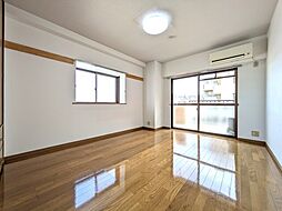 伊予鉄道環状線(JR松山駅経由) 萱町六丁目駅 徒歩5分の賃貸マンション 7階1Kのリビング/ダイニング