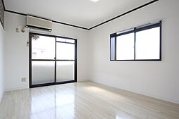 伊予鉄道本町線 本町六丁目駅 徒歩5分の賃貸マンション 3階1Kのリビング/ダイニング