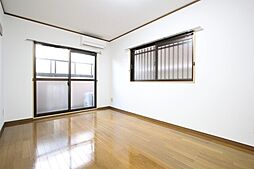 伊予鉄道環状線(JR松山駅経由) 萱町六丁目駅 徒歩1分の賃貸マンション 1階1Kのリビング/ダイニング