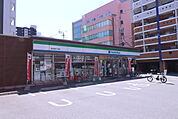 ファミリーマート博多駅南三丁目店まで400ｍ