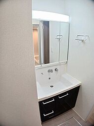 ル・プレジール　Ｂ 202 2階3LDKのリビング/ダイニング