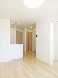 JR豊肥本線 武蔵塚駅 4.4kmの賃貸アパート 1階1LDKのリビング/ダイニング