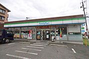 ファミリーマート熊本新土河原店まで1100ｍ