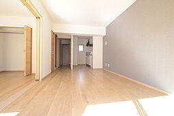 ユーミー中原　Ａ棟 101 1階1LDKのリビング/ダイニング