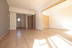 ユーミー中原　Ａ棟 303 3階1LDKのリビング/ダイニング