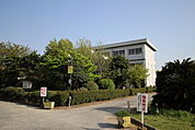 鳥栖市立鳥栖小学校まで950m