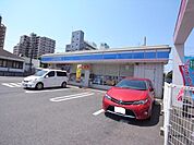 ローソン八幡筒井町店まで170ｍ