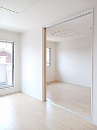 熊本市電A系統 健軍町駅 バス9分 広崎下車 徒歩5分の賃貸アパート 2階2LDKのリビング/ダイニング