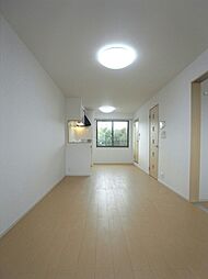 熊本電気鉄道 北熊本駅 バス3分 高平橋下車 徒歩8分の賃貸アパート 3階1LDKのリビング/ダイニング