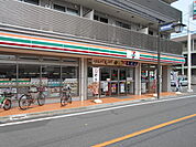 セブンイレブン春日町1丁目店まで90ｍ