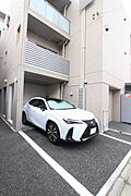 ★敷地内駐車場★（空き状況・使用料等詳細はご確認下さい）