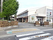 小田原市立新玉小学校まで450ｍ