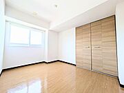 ★5.8帖の洋室です♪★