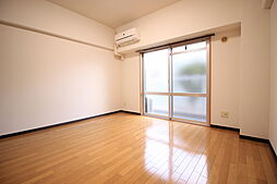 エバーランド江坂・蔵人 105 1階1Kのリビング/ダイニング