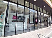 KOHYO SENRITO店まで約100ｍ
