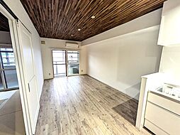 日暮里舎人ライナー 西新井大師西駅 徒歩22分の賃貸マンション 3階3LDKのリビング/ダイニング